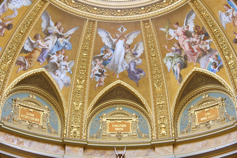 Hungary BudaPest 1081 m