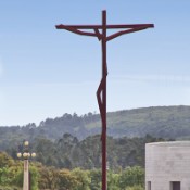 Stylised cross in the courtyard of the Sanctuary of Fatima