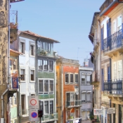 The cathedral’s quarter is an intricate group of houses and medieval alleys in the oldest part of the city