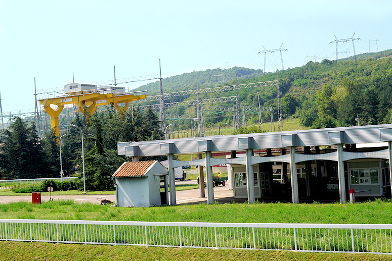 Iron Gate 1 Hydroelectric Power Station on the Serbian side