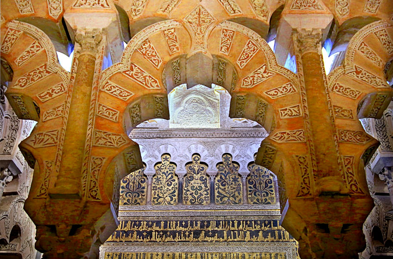 Cathedral_Grand Mosque_Arches and Ceiling Detail_near Mihrab