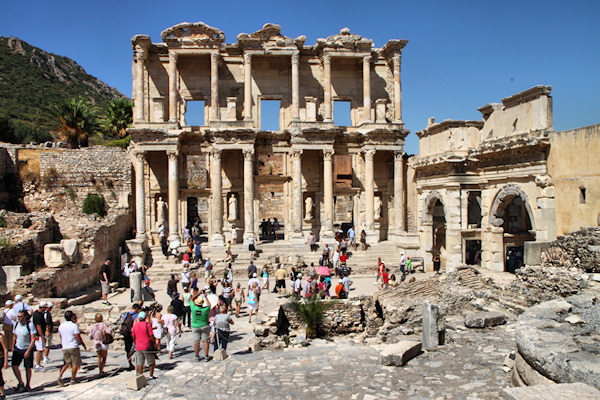 Ephesus_9686.jpg
